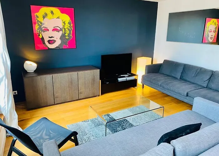 Hypercentre Clermont-fd Terrasse + Parking * Клермон-Ферран